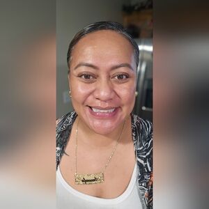 Meet your Posher, Vefa